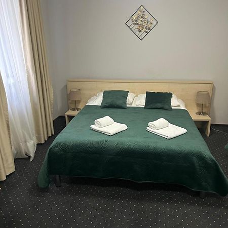 Hotel Pacific Timişoara Extérieur photo
