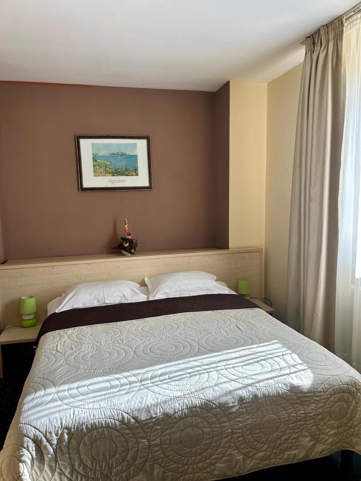Hotel Pacific Timişoara Extérieur photo